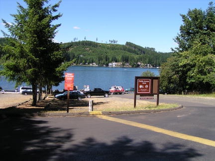 boat ramp near Tanglewilde-Thompson Place